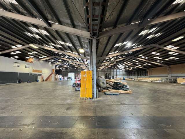 53 Tidal Road Mangere_1