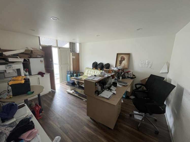 3126 Great North Road New Lynn_7