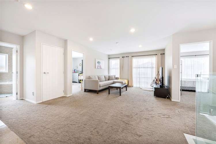 5 Carrickdawson Drive Flat Bush_23