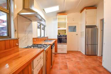 243 High Street North_3