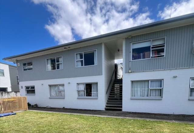 Tidy Two Bedroom Unit