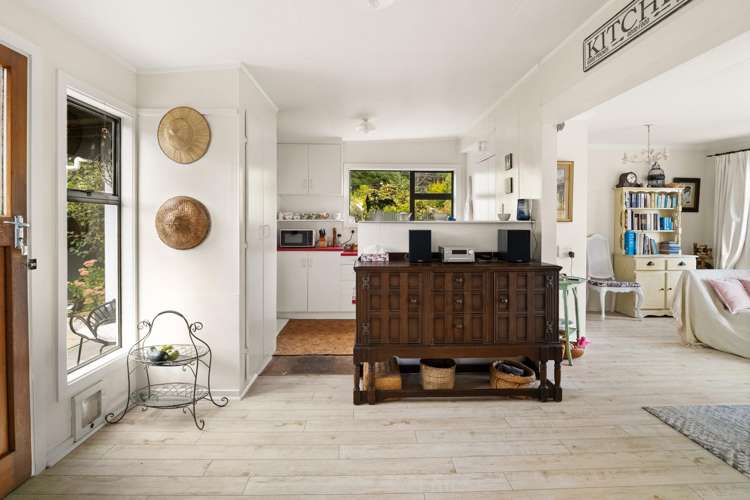 10 Muri Street Aramoana_10