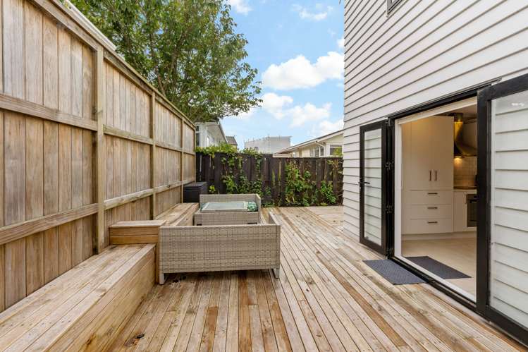 2/15 Steen Place Mangere Bridge_20