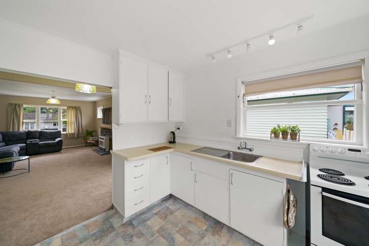 96 Frederick Street Wainuiomata_6