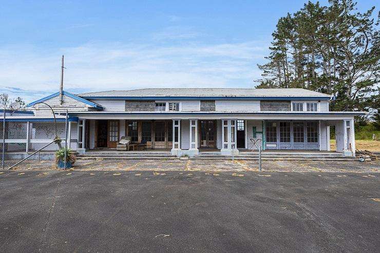 The vacant cottage at 91 Kenny Street, in Waihi, recently sold for just under $300,000 after a flurry of interest. Photo / Supplied