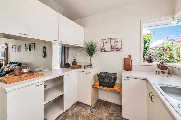 1/30 High Street Leeston_5