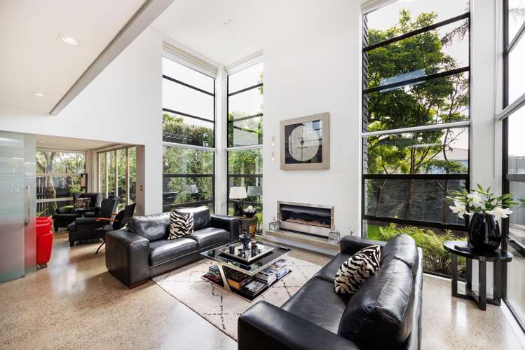 297 Fitzherbert Avenue West End_4