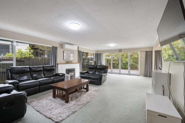 7 Guernsey Place Fitzherbert_10