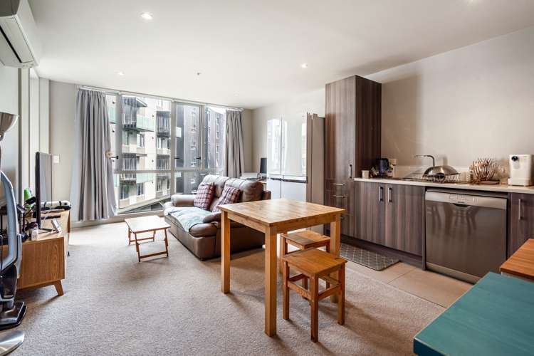 308/3 Rose Garden Lane_0