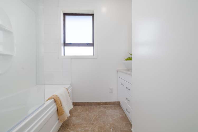 8 Trevor Street Hornby_10