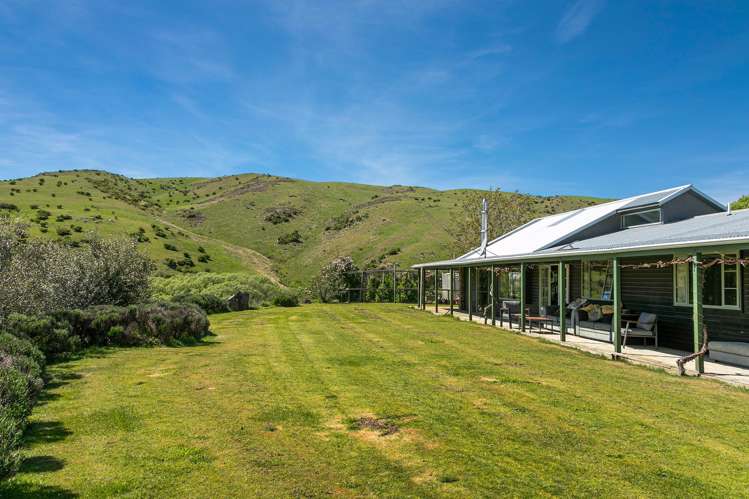 741 Bannockburn Road, Bannockburn Cromwell_24