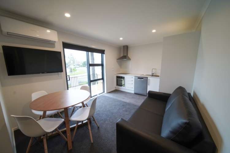 2b/20 Cameron Road 1076_2