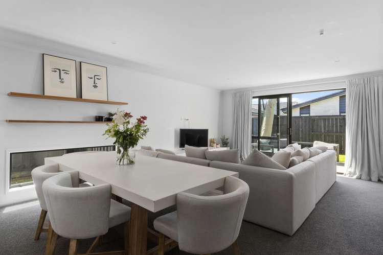 8 Trewern Avenue Chartwell_4