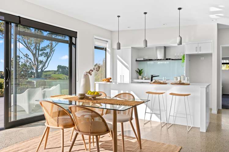 77 Wairimu Way Waipu_8