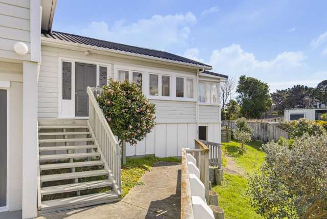 9 Kirkway Raumati Beach_3