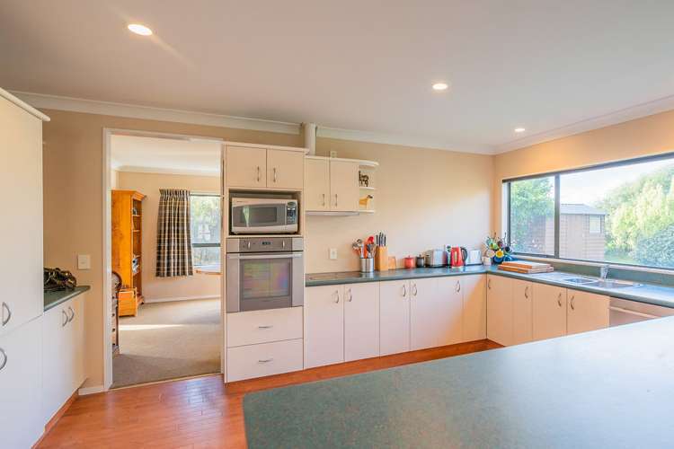 14 Kakapo Court Paraparaumu Beach_7