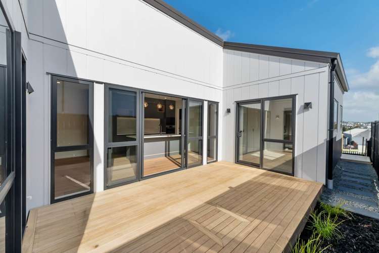 14 Moko Road Orewa_9