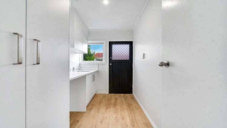  468 468A Massey Road Māngere East_6