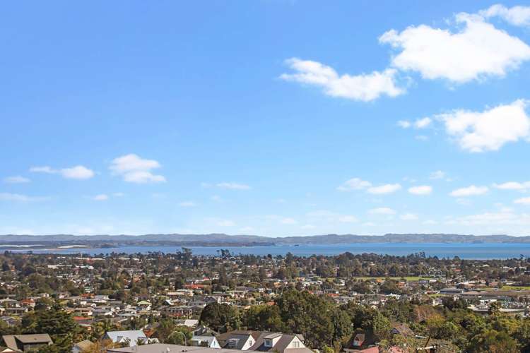 67 Eugenia Rise Totara Heights_32