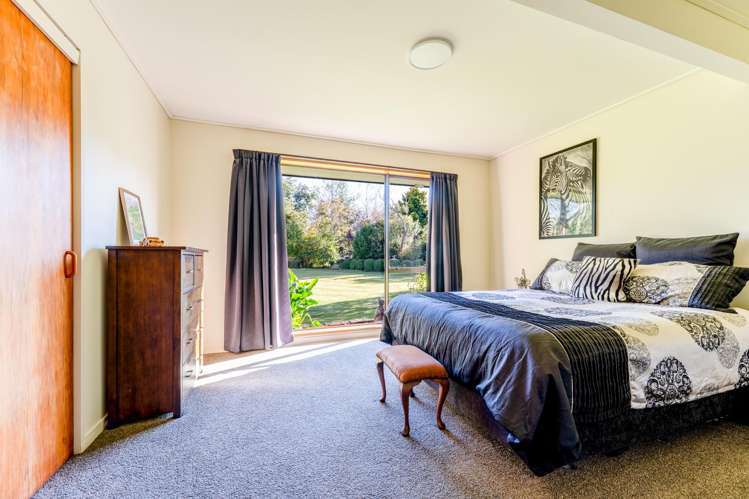 262 Pages Road Gleniti_12