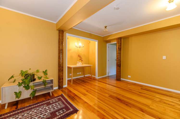 8 Kauri Loop Road Oratia_14