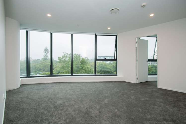 904/18 Saint Martins Lane Grafton_8