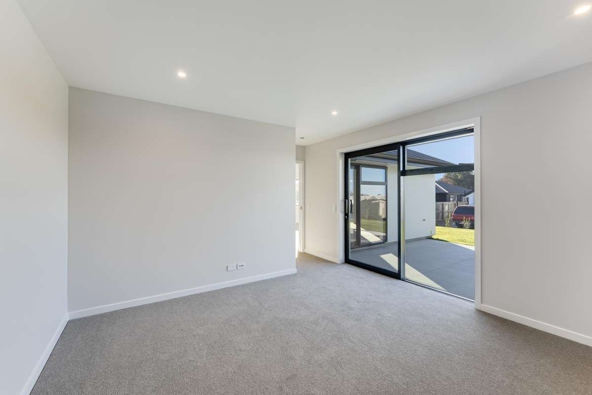 12 Safre Place_4