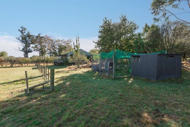 284 White Road Waipawa_26