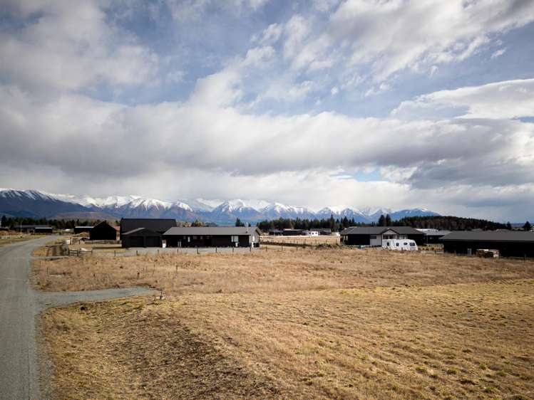 4 Avlis Place Twizel_11