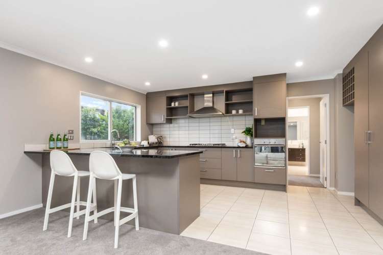 88 Baverstock Road Flat Bush_6