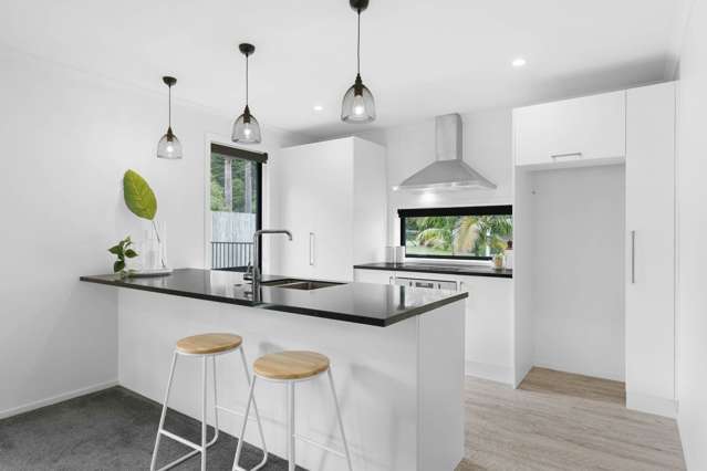 4 May Grove Lane Tamaterau_4