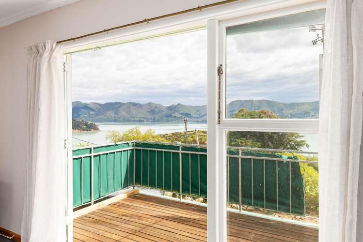 64 Bayview Road Charteris Bay_11