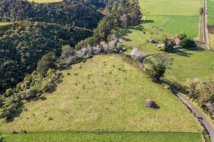 324 Block 8 Road Waitotara_7