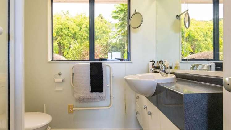 136 Winara Avenue Waikanae_10