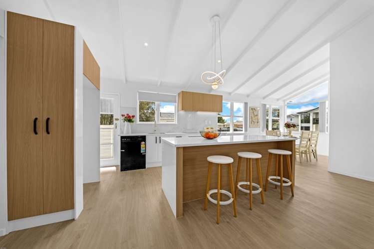 27 Royal Arch Place Papakura_22