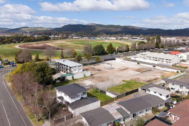 265, 267, 269 Fenton Street, 3-5 Seddon Street, 10 and 12 Malfroy Road Glenholme_22