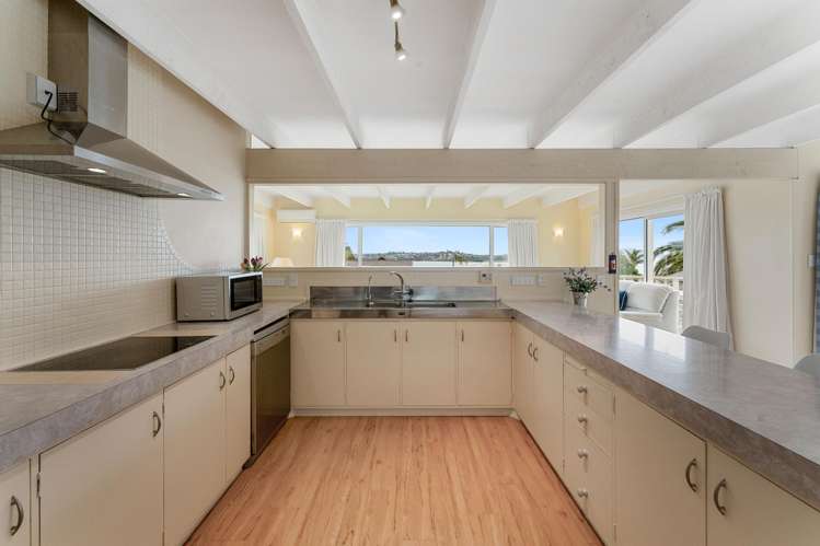 14 Clyside Avenue Half Moon Bay_8