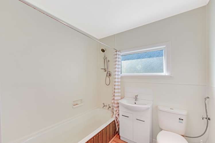 1/122 Parkers Road Tahunanui_13