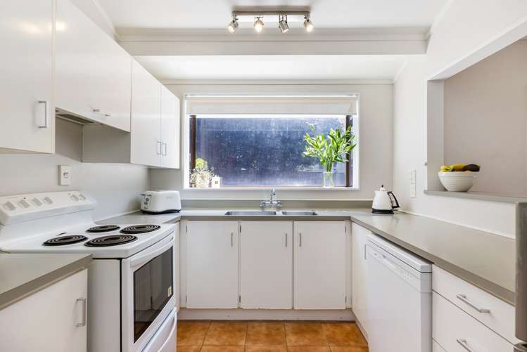 30 Sandgate Avenue Botany Downs_8