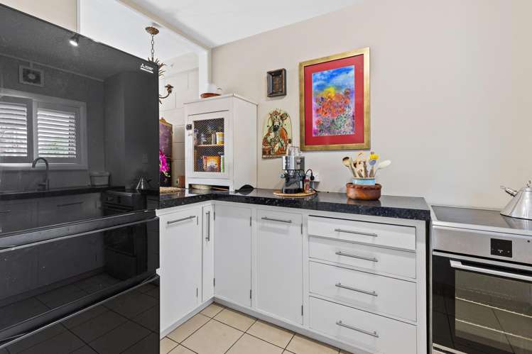 1/27 Buffon Street Waltham_3