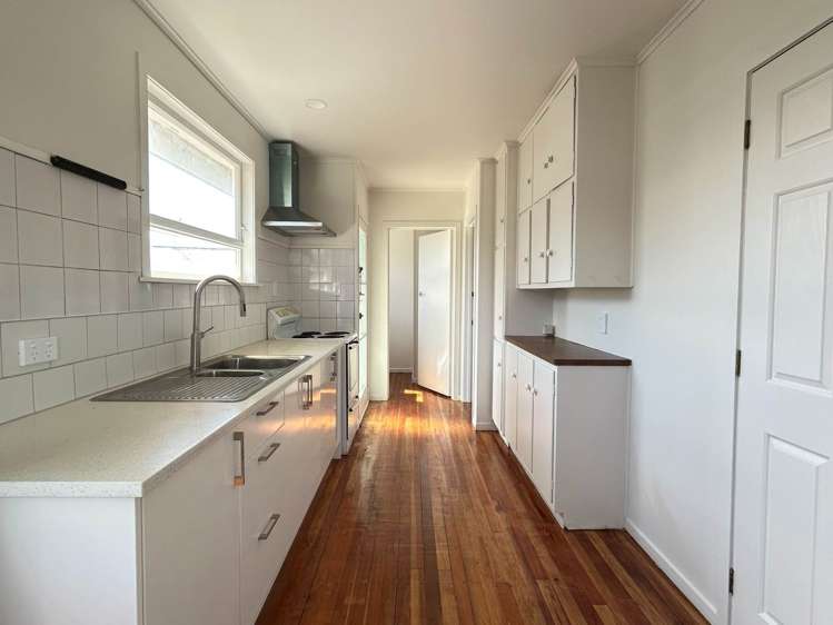 3 Barrys Road Glendene_5