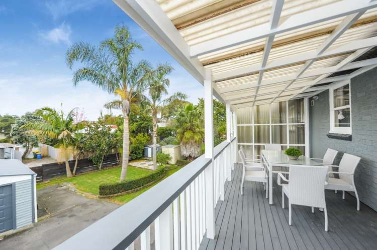 13 Bayside Avenue Te Atatu Peninsula_7