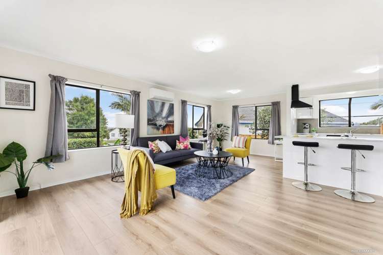 61 Charntay Avenue Clover Park_11