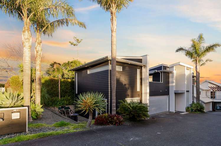 45 Williamson Avenue Belmont_22