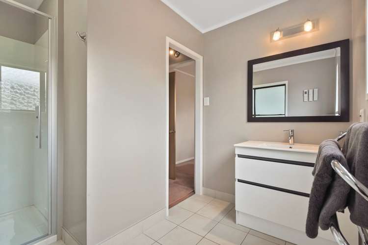 21 Pokapu Street Titirangi_22