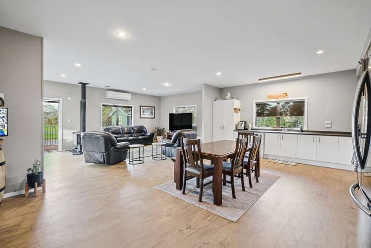 554 Apirana Road Horohoro_7