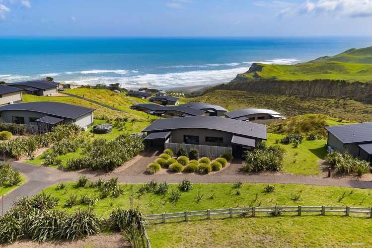 59/685 Karioitahi Road Waiuku_14