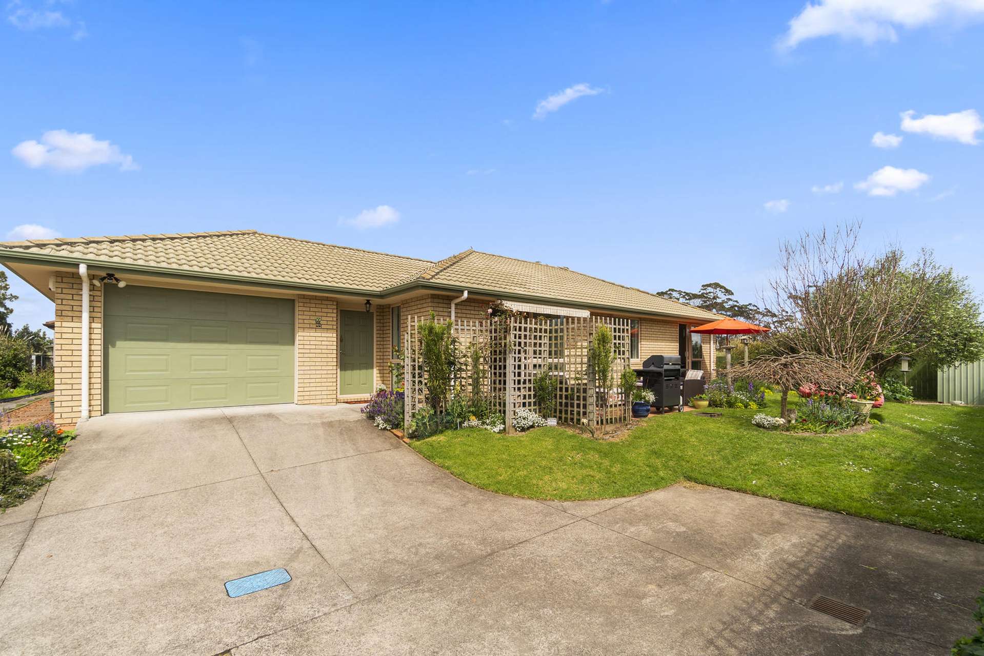 11 Raabia Close Parakai_0