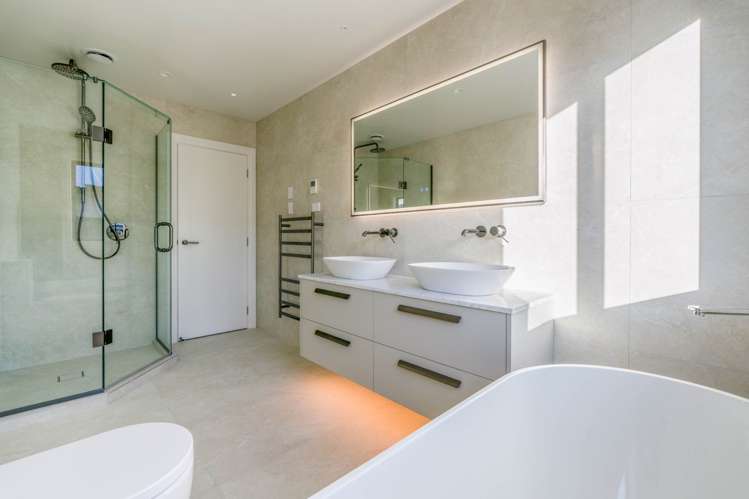 39 Streamview Way Long Bay_24