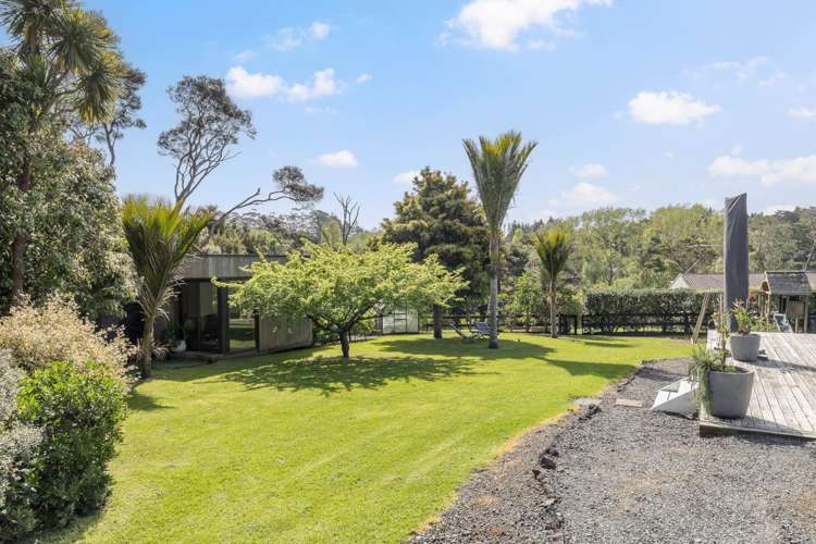 315 Muriwai Road Waimauku_10